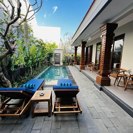 Cecillia Guesthouse Canggu Экстерьер фото